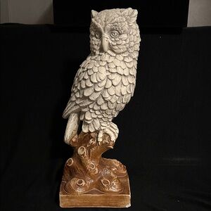 VTG Majestic Owl Plaster Sculpture in Cream and Brown Great Condition